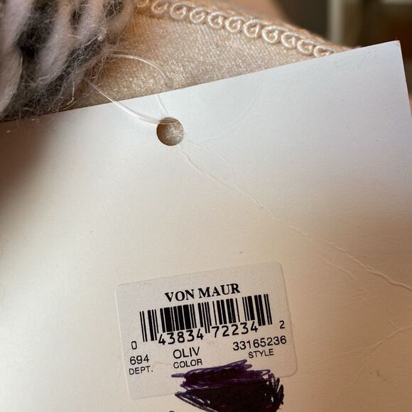 ❤️NWT Twig & Arrow Circle Scarf❤️ - Picture 4 of 5